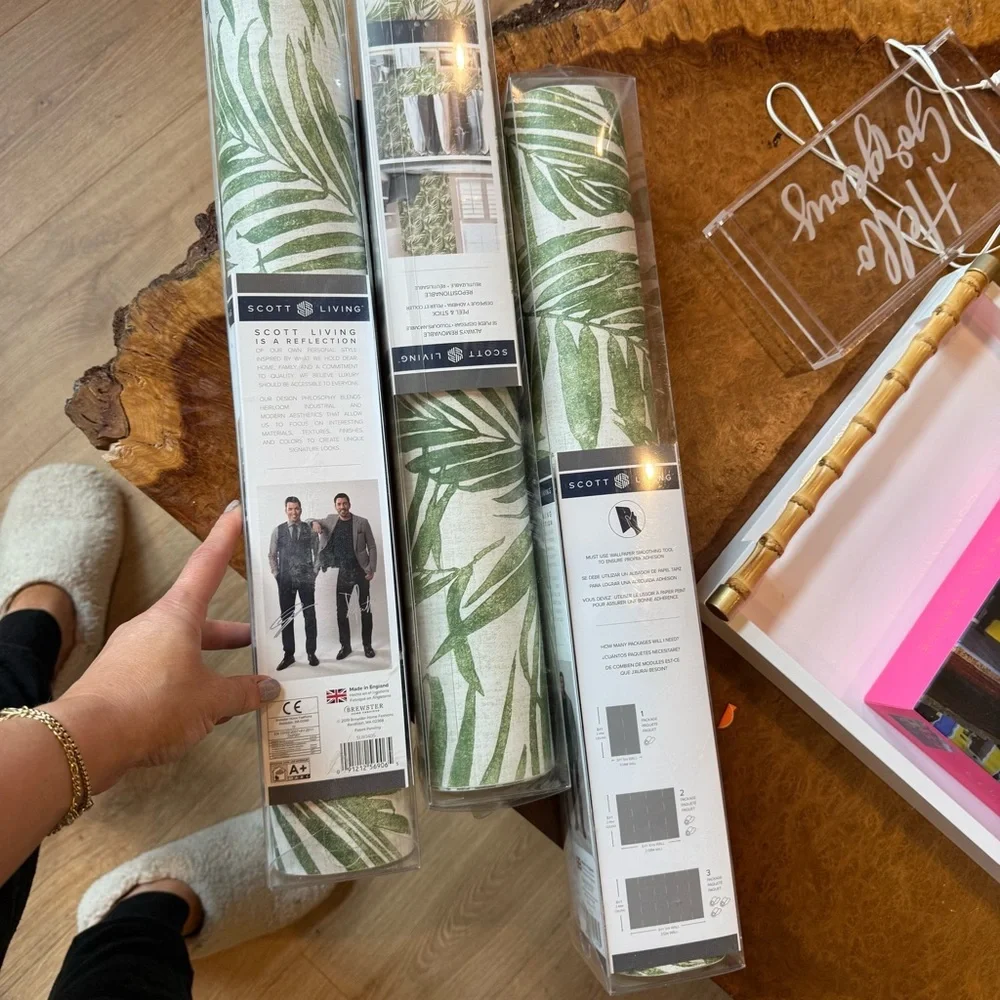 Scott Living Self Adhesive NuWallPaper Urban Oasis Green